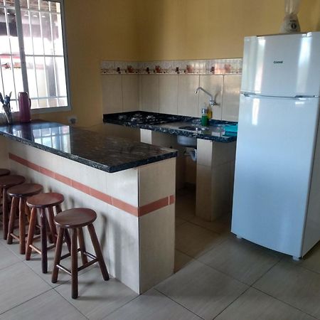 קרגואטטובה Chale No Condominio Verde Mar Na Praia Da Cocanha מראה חיצוני תמונה